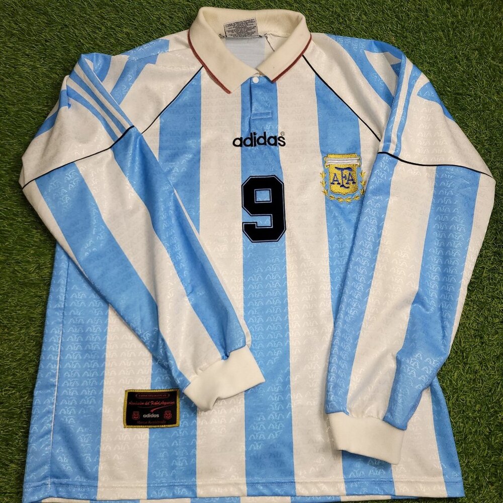 Batistuta Argentina 1996 1997 COPA AMERICA Home Long Sleeve Soccer Jersey L